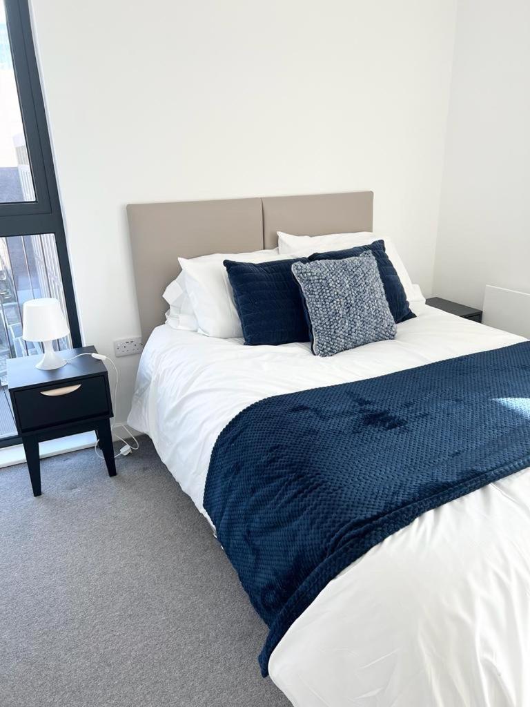 Luxury 2 Bed Apt With City View Manchester Buitenkant foto